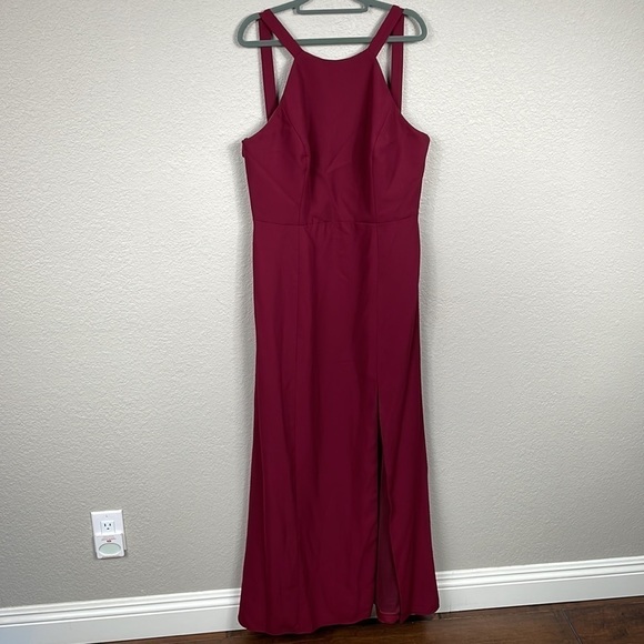 NWT Dessy Collection High Halter Neck Open Back Crepe Gown Dress Burgundy Sz 18 - Picture 2 of 11
